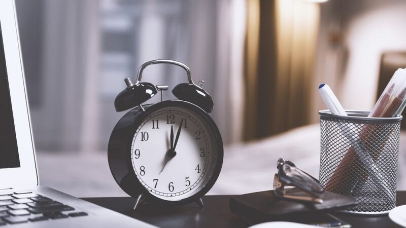 Jak skutecznie zarządzać swoim czasem i być bardziej produktywnym w pracy?
